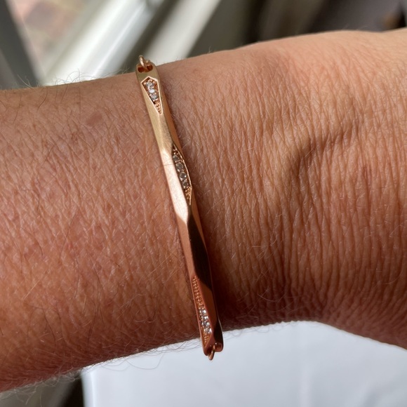 Kendra Scott Angela Adjustable Chain Bracelet in Rose Gold - Picture 2 of 4